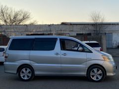 Photo of the vehicle Toyota Alphard