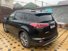 Сүрөт унаа Toyota RAV4