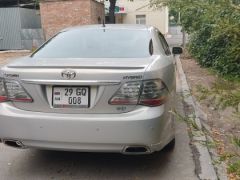 Photo of the vehicle Toyota Crown