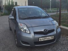 Сүрөт унаа Toyota Vitz