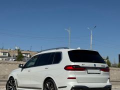 Сүрөт унаа BMW X7