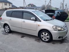 Сүрөт унаа Toyota Avensis Verso