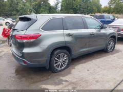 Сүрөт унаа Toyota Highlander