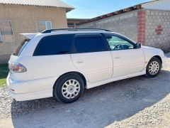 Photo of the vehicle Toyota Caldina