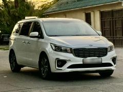 Фото авто Kia Carnival