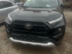 Photo of the vehicle Toyota RAV4