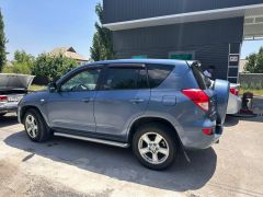 Сүрөт унаа Toyota RAV4