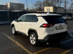 Сүрөт унаа Toyota RAV4