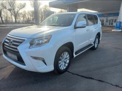 Photo of the vehicle Lexus GX