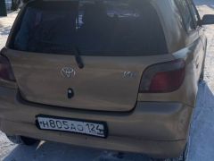 Сүрөт унаа Toyota Vitz