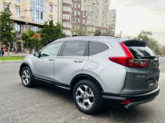 Фото авто Honda CR-V