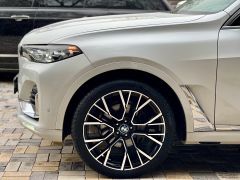 Сүрөт унаа BMW X7