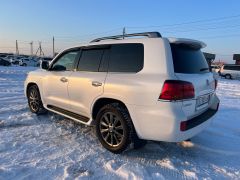 Photo of the vehicle Lexus LX