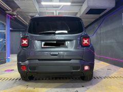 Сүрөт унаа Jeep Renegade