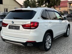 Photo of the vehicle BMW X5