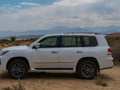 Сүрөт унаа Lexus LX