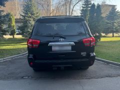 Фото авто Toyota Sequoia