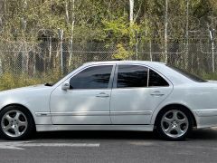 Photo of the vehicle Mercedes-Benz E-Класс