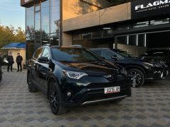 Сүрөт унаа Toyota RAV4