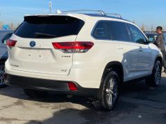 Photo of the vehicle Toyota Highlander