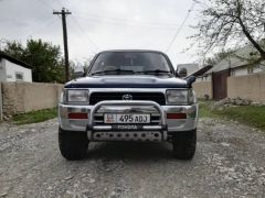 Photo of the vehicle Toyota Hilux Surf