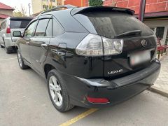 Photo of the vehicle Lexus RX