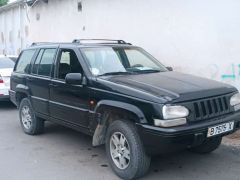 Сүрөт унаа Jeep Cherokee