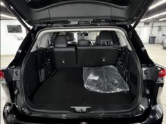 Photo of the vehicle Toyota Highlander