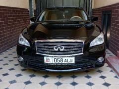 Photo of the vehicle Infiniti M