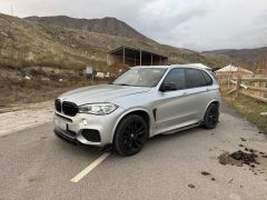 Photo of the vehicle BMW X5