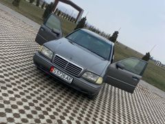 Сүрөт унаа Mercedes-Benz C-Класс