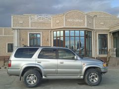 Photo of the vehicle Toyota Hilux Surf