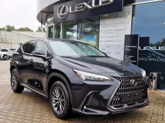 Photo of the vehicle Lexus NX