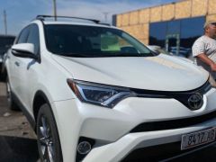 Сүрөт унаа Toyota RAV4