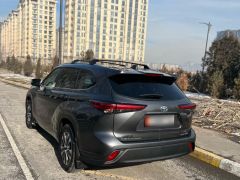 Сүрөт унаа Toyota Highlander