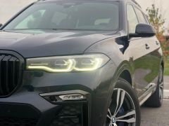 Фото авто BMW X7