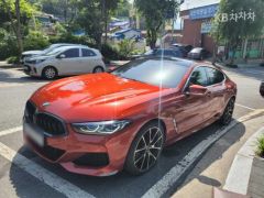 Photo of the vehicle BMW 8 Series
