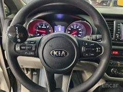 Сүрөт унаа Kia Carnival