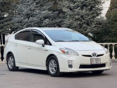 Фото авто Toyota Prius