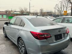 Photo of the vehicle Subaru Legacy