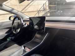 Photo of the vehicle Tesla Model 3