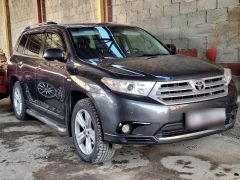 Сүрөт унаа Toyota Highlander