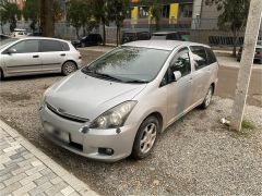 Photo of the vehicle Toyota Wish