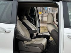 Photo of the vehicle Kia Carnival