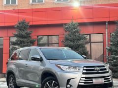 Сүрөт унаа Toyota Highlander