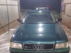 Photo of the vehicle Audi 80