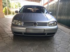 Фото авто Volkswagen Golf