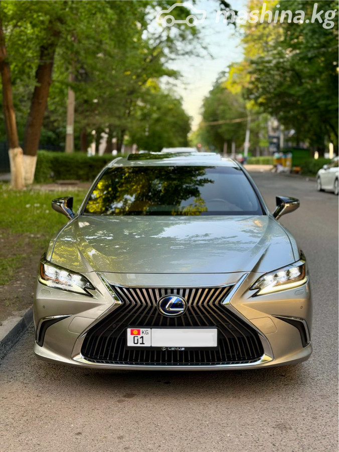 Lexus ES