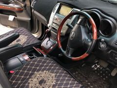 Фото авто Toyota Harrier