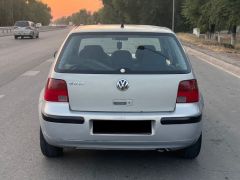 Фото авто Volkswagen Golf